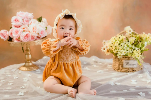 馆陶宝宝吐舌头怎么回事 馆陶宝宝吐舌头怎么回事